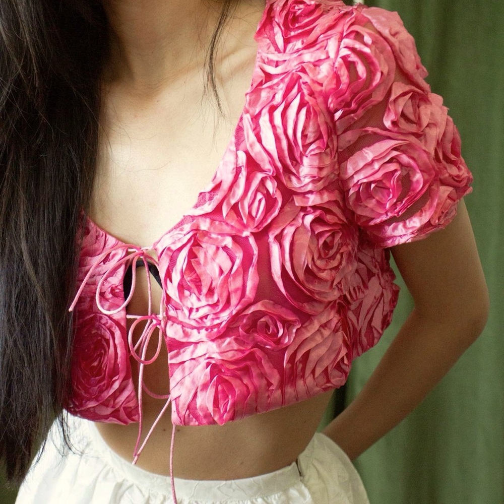 HUTCH x Anthropologie Rosette Applique Cropped M/L Pink 3D Roses Topper Capelet